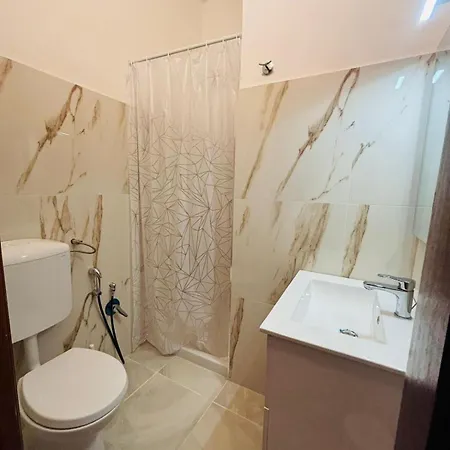 Matthias And バーリ