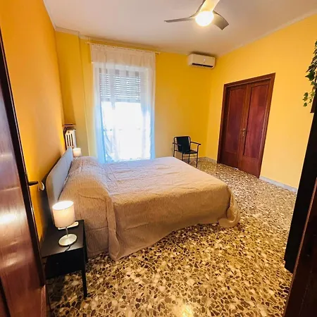 アパート Matthias And バーリ